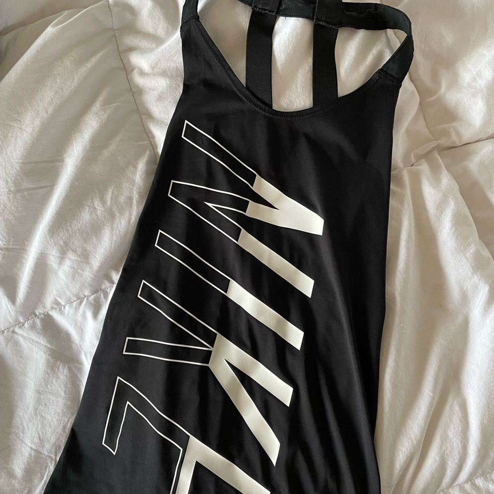 Nike workout tank XS
